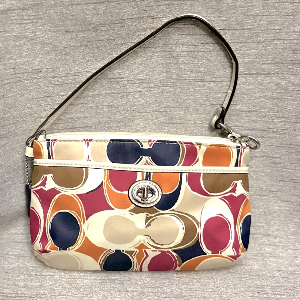 COACH Pop Art Wristlet with Turn Lock - Signature Sateen w/ Hang Tag. EUC.